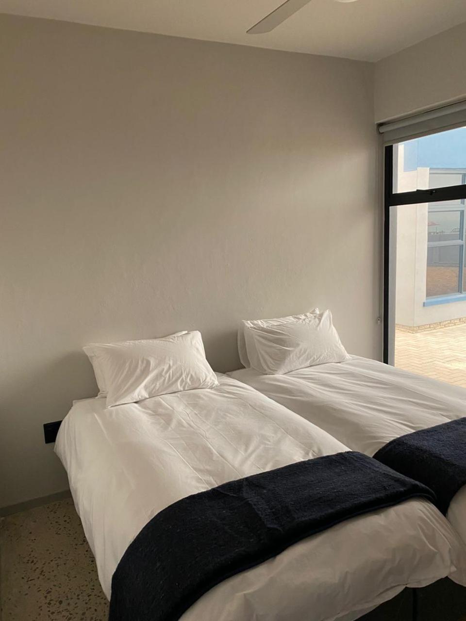 Diestrandwolf Sea View Self Catering Henties Bay Exteriör bild