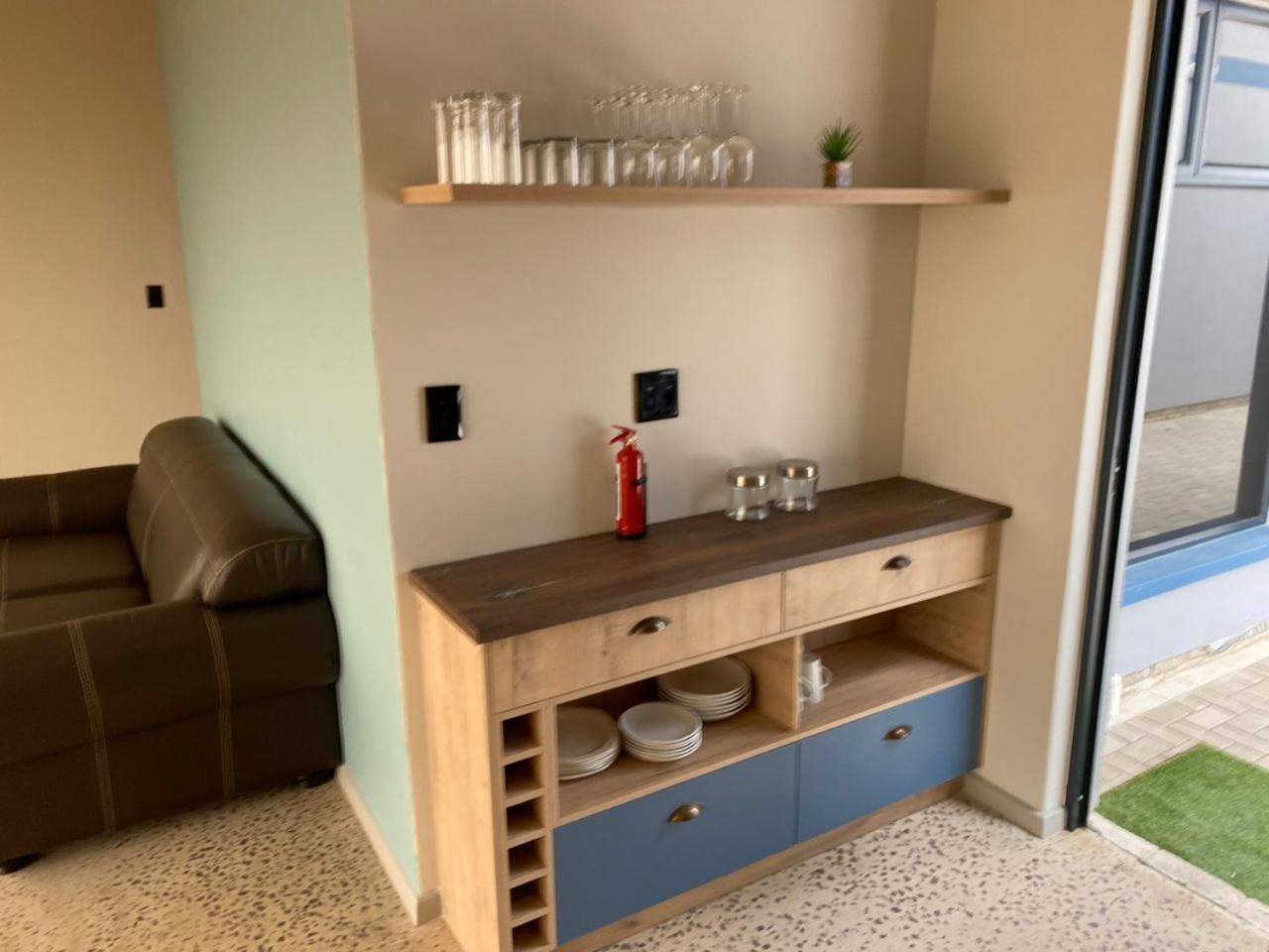 Diestrandwolf Sea View Self Catering Henties Bay Exteriör bild